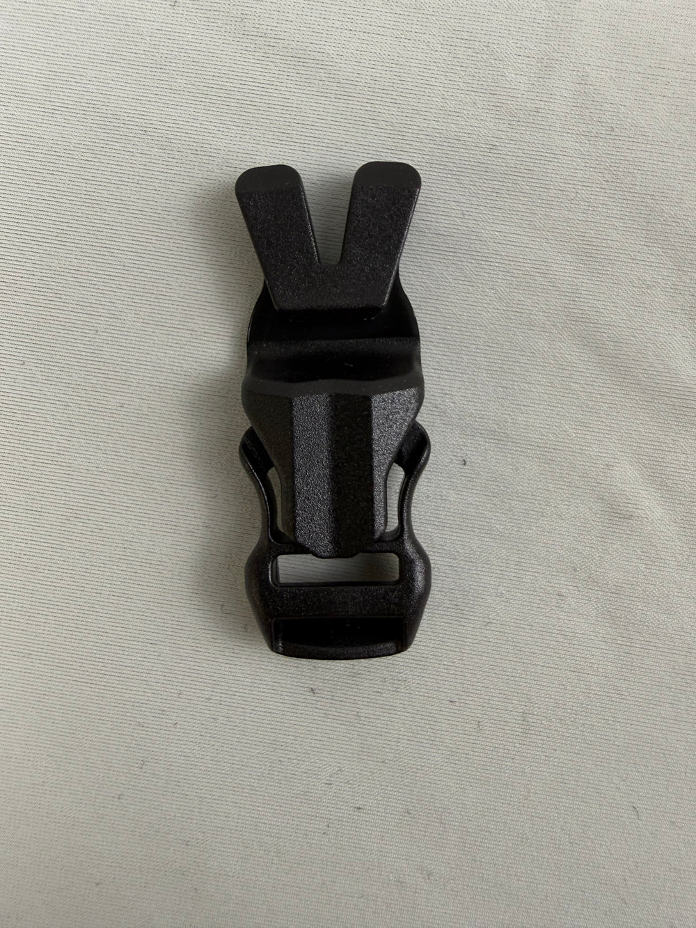 1/2" Buckle and Hook (Bunny Sternum)