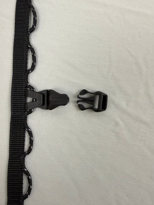 1/2" Buckle and Hook (Bunny Sternum)